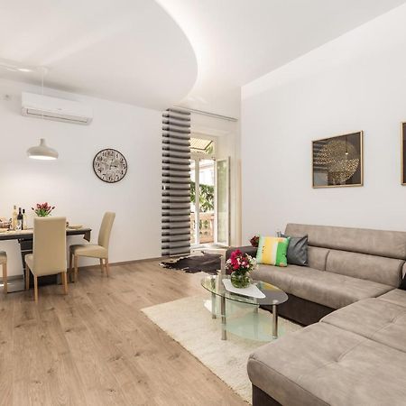 Quiet Center Apartments Rijeka Exterior photo